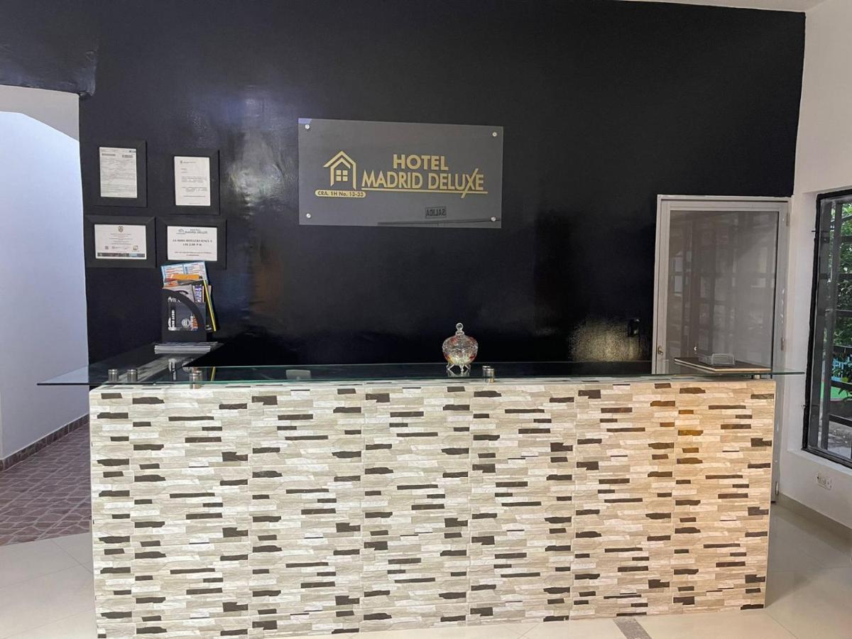 Hotel Madrid Deluxe Neiva Нейва Экстерьер фото